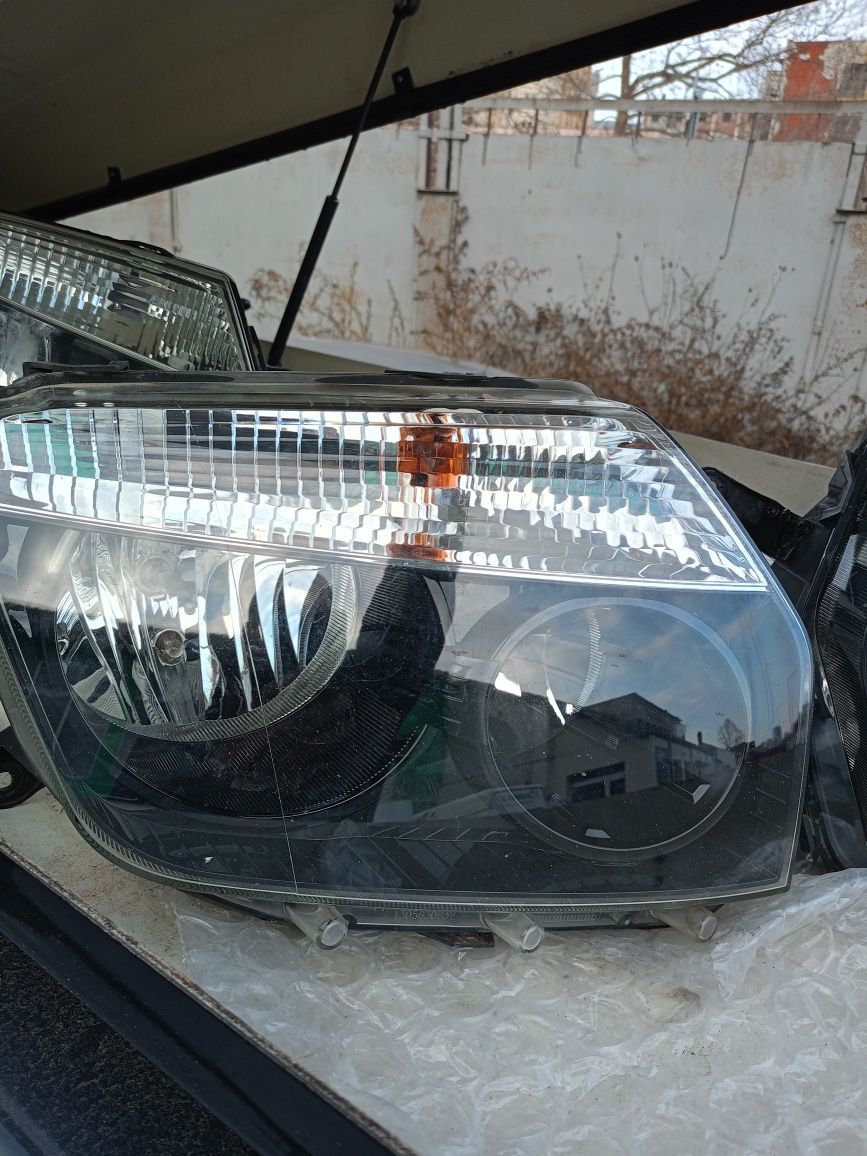 Фарове да Dacia Duster 2010-2013