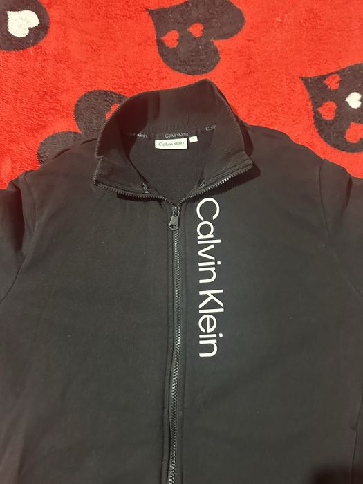 Trening Calvin Klein în stare perfectă