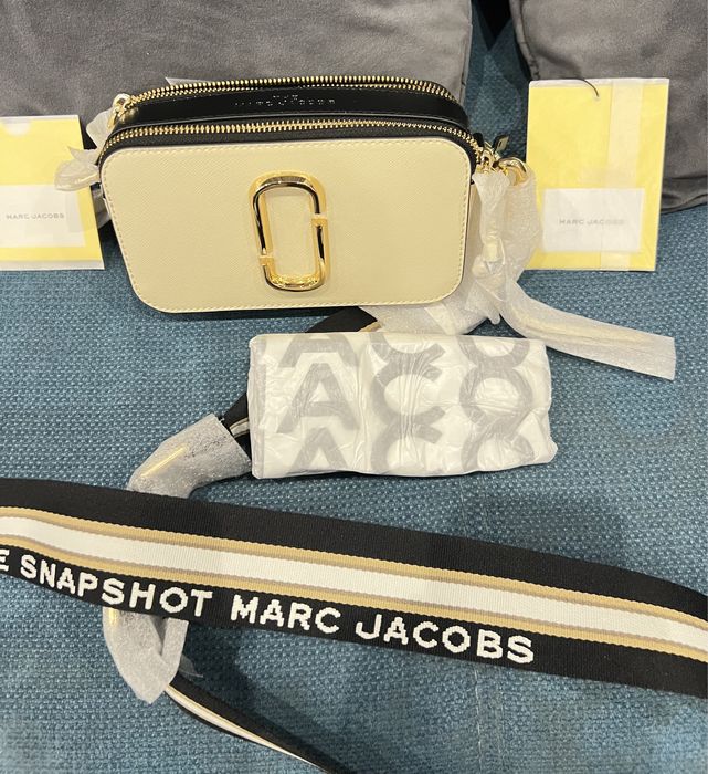 Mark Jacobs The snapshot camera bag.100%ориг.Със сериен номер,етикети!