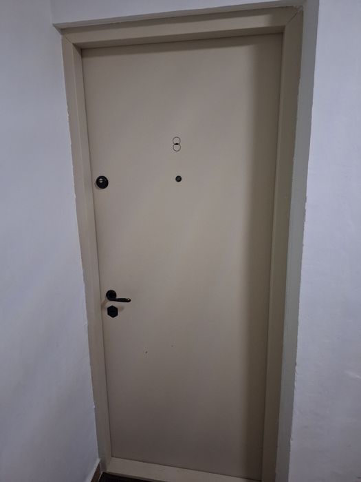 Usa metalica reconditionata