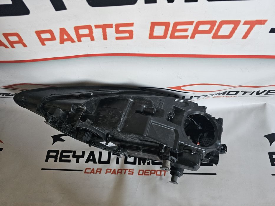 Far dreapta led Porsche Cayenne 9Y dupa 2018 cod 9Y0941034AK