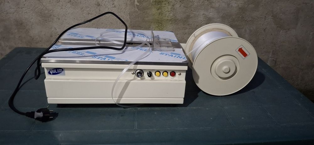 Masina de bandat cu banda pp