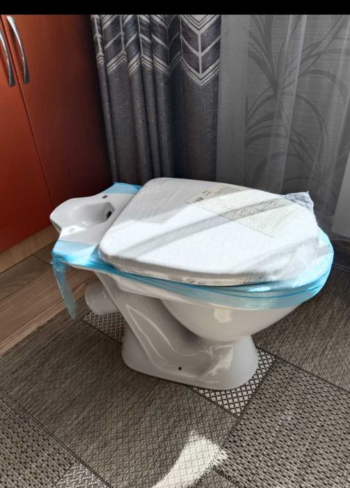 Продам Новый Унитаз SANITA