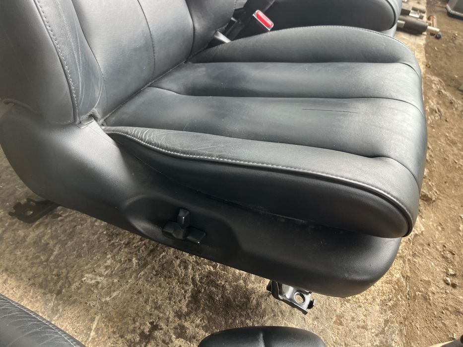 На части Mazda CX7 CX-7 Facelift 2.2CD Салон кожа електрически подгрев