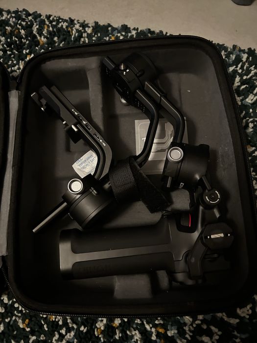 DJI RSC 2 PRO Combo, stabilizator, cu toate accesoriile