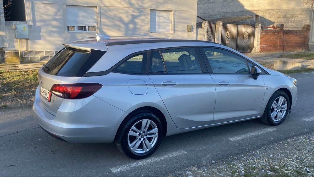 Opel Astra K 2018 Euro 6 Navigatie/Apple Carplay/Android auto