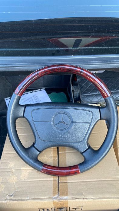 Мерседес 210 Мерседес 210.