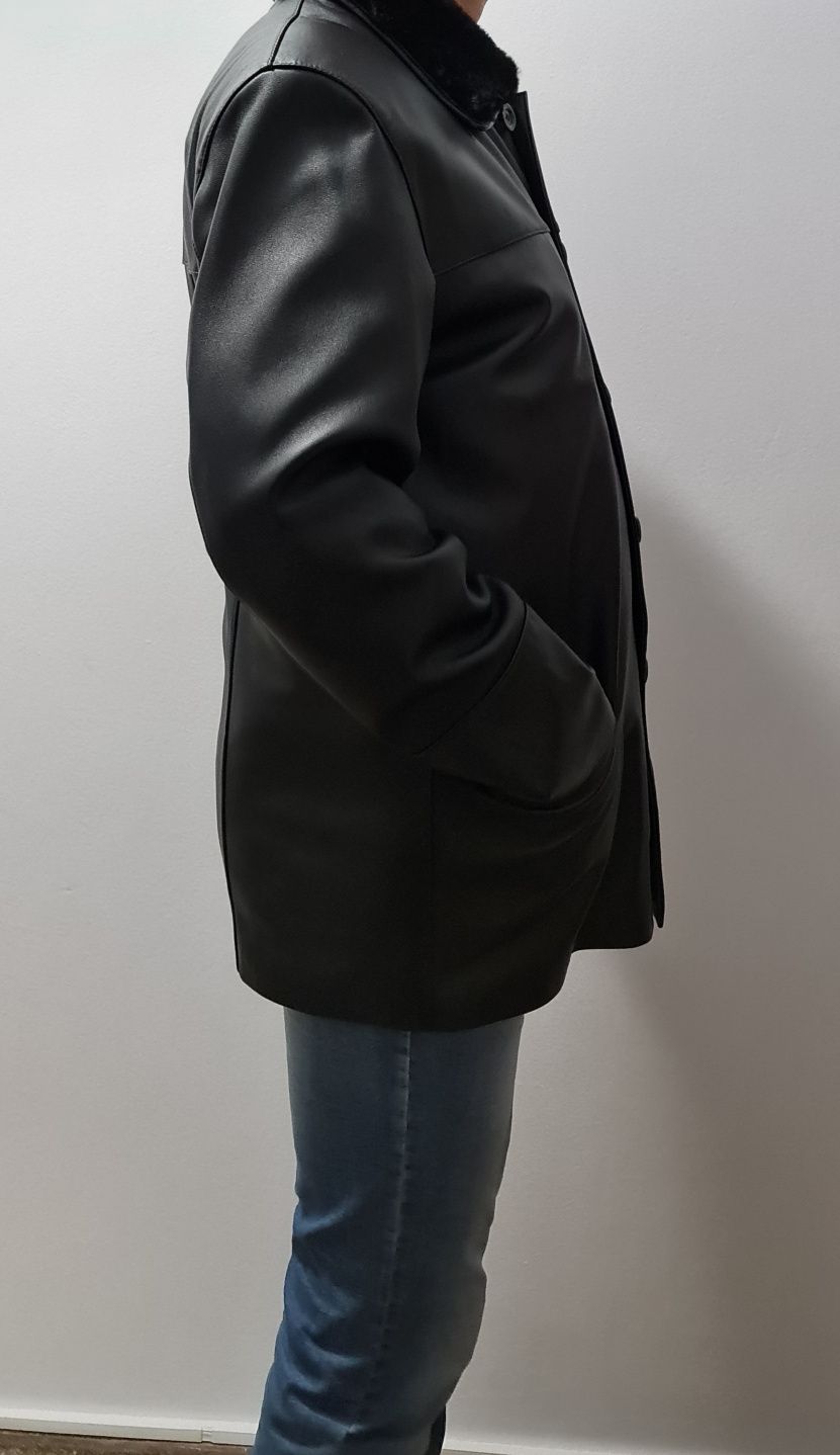 Jachetă bărbătească din piele cu guler blană și mesadă detașabile