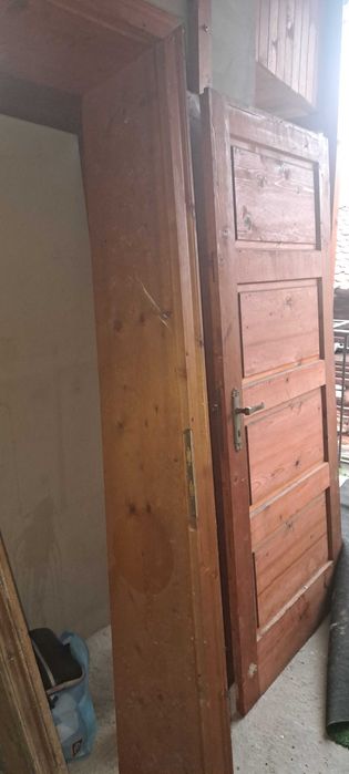 Масивни врати 4бр.