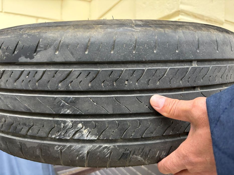 235/65 R17 2 штук