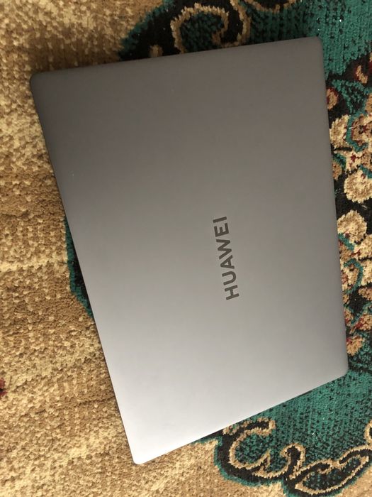 huawei matebook d14 / 8gb / 512 gb / i5