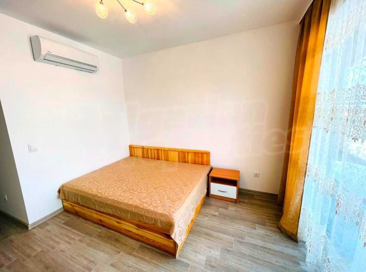 Дава се под наем Тристаен апартамент в София, Кръстова вада - 90 кв.м за 900 € - Снимка #4