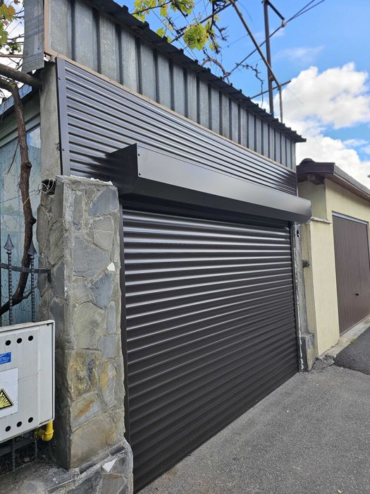 Producator Usi de garaj tip rulou si Rulouri exterioare din aluminiu