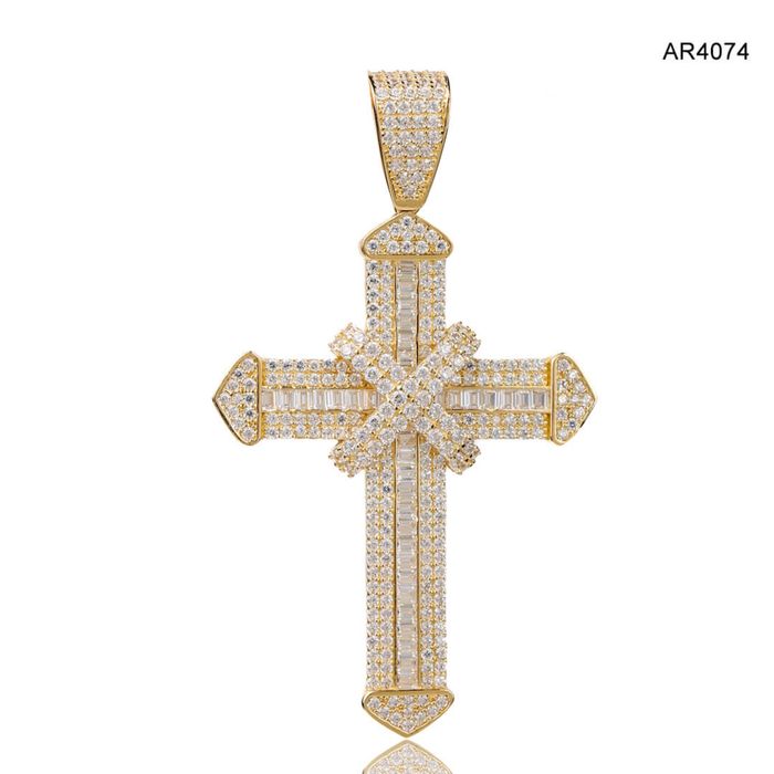 Pandantiv Aur 14 K tip cruce model deosebit ARJEWELS