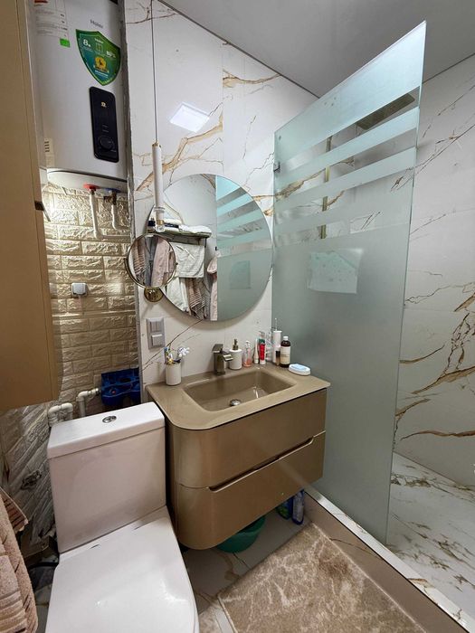 buxoroda tayyor  3 XONALI  kvartira xonadon uy sotiladi