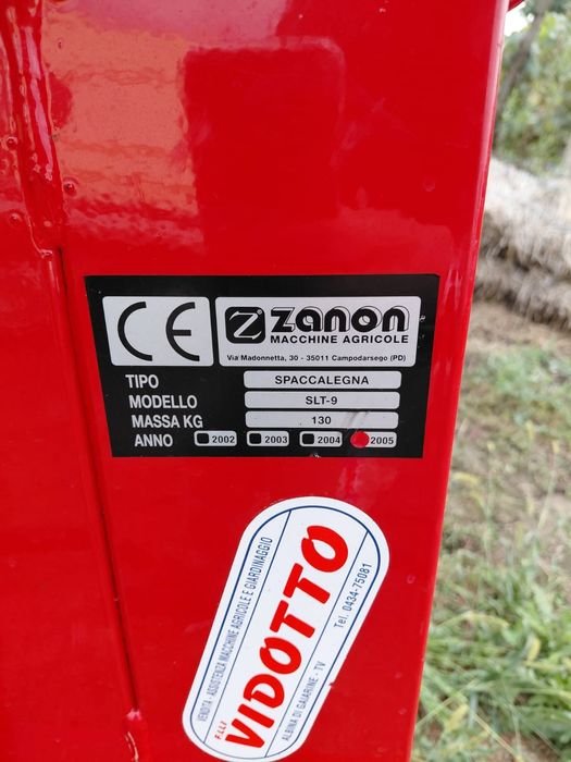 Crapator Lemne Hidraulic pentru tractor, putere 9 tone!