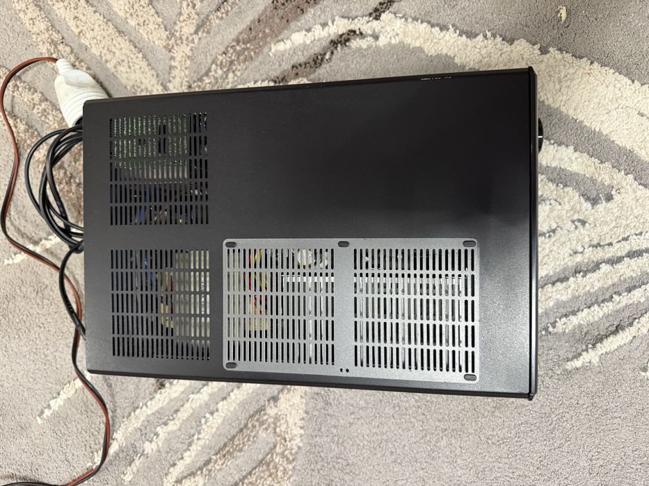 Yamaha RX-E810 мини ресивър