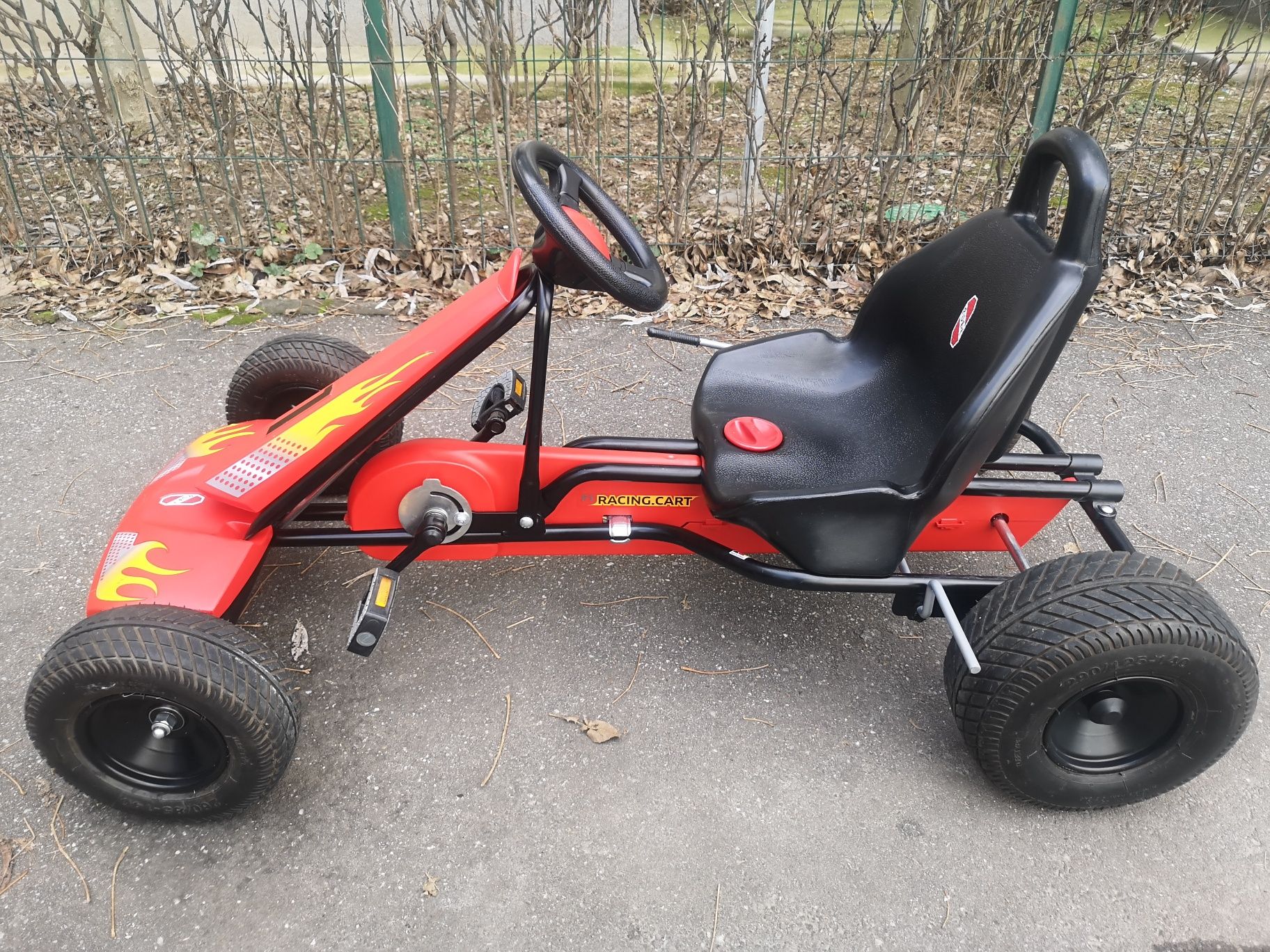 Kart/Cart cu pedale PUKY F1 pt. copii de la 6 la 12 ani, rosu