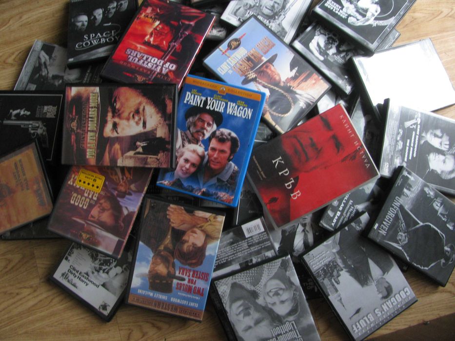 Клинт Истууд 43 Филма с Оригинален Звук и Б Г Субтитри