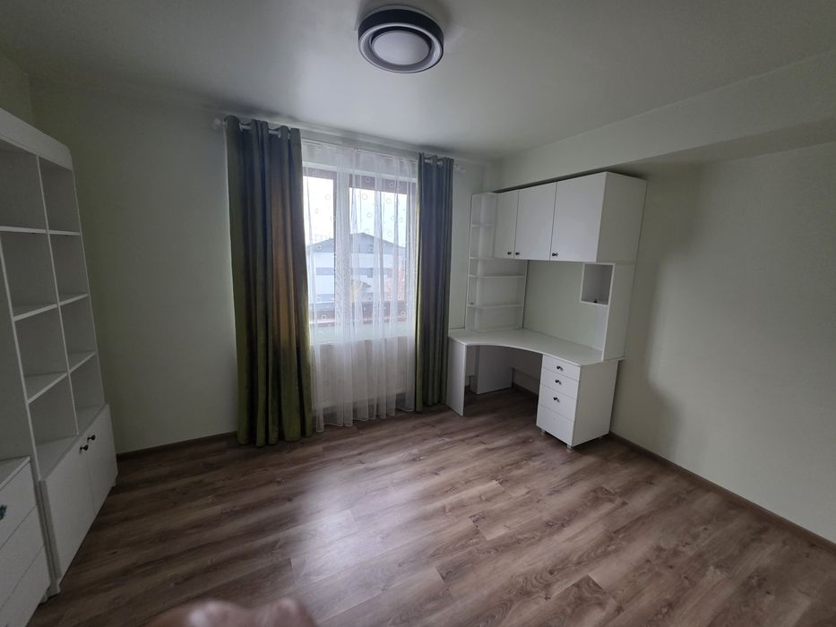 Închiriez apartament 3 camere zona Nicolae Grigorescu