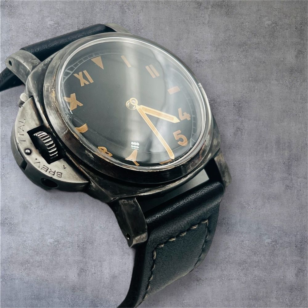 Хомидж в стил Panerai нарочно състарен вид