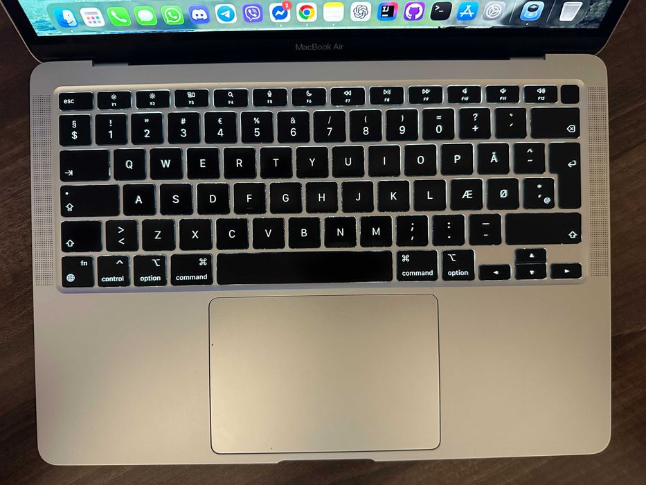 MacBook AIR M1 16GB RAM 512GB