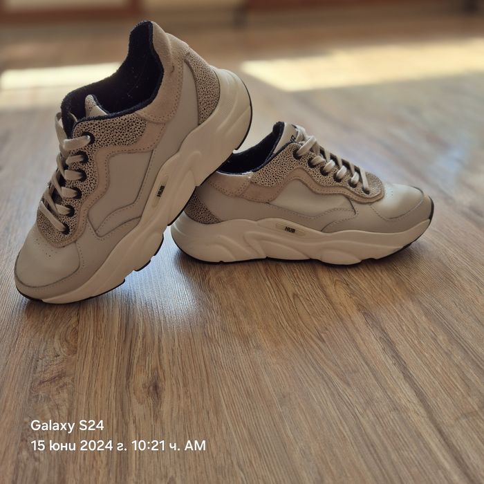 Кожени маратонки HUB