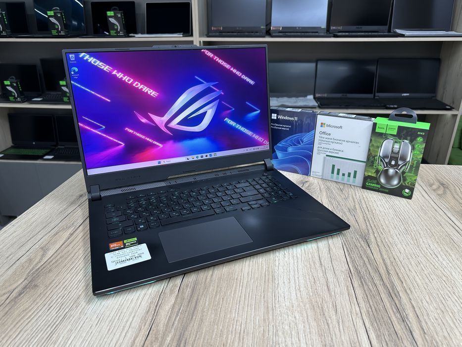 Игровой ноутбук ASUS ROG STRIX SCAR G17 /Ryzen 9-7945HX/32GB/RTX4090