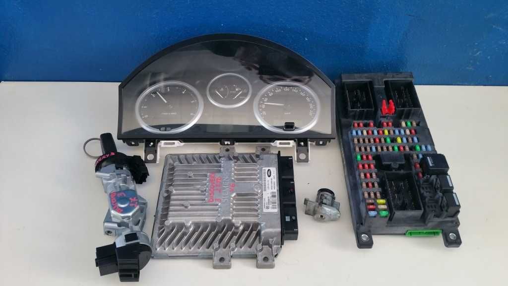 Kit pornire Land Rover Discovery 3 2.7 TD V6 ECU BORD SIGURANTE CHEIE