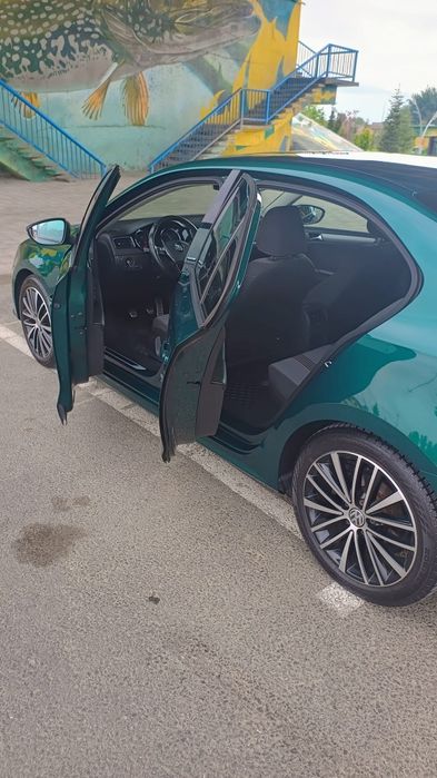 Vând Volkswagen Jetta Allstar