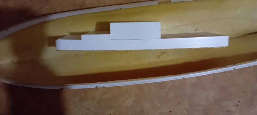 Корпуси за лодки