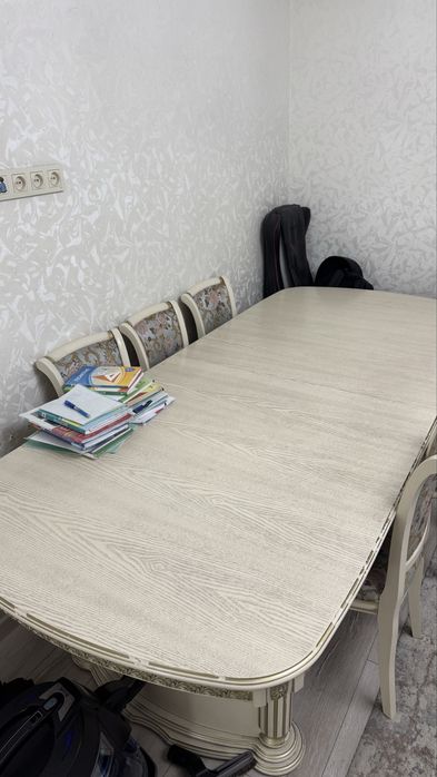 Стол с 12 стульчиками,российский,натуральный дуб,