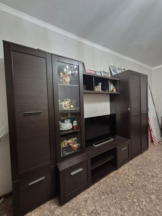 Продаётся стенка