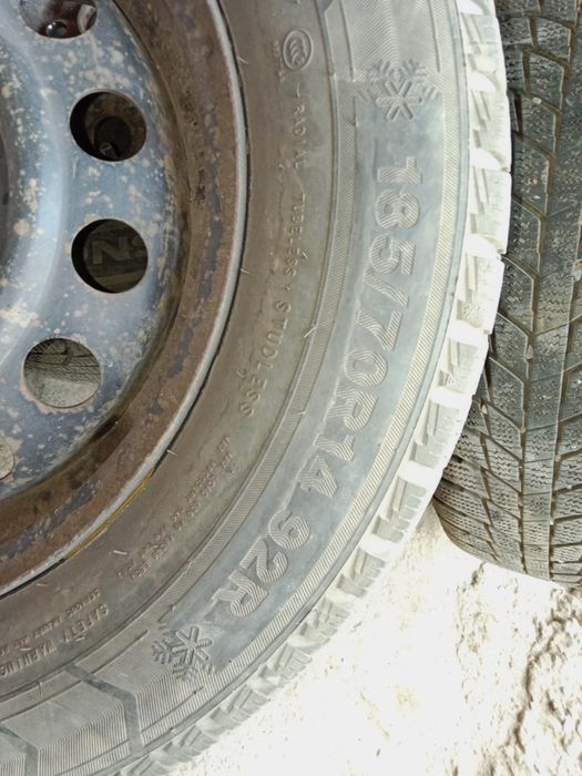 Зимние шины в комплекте