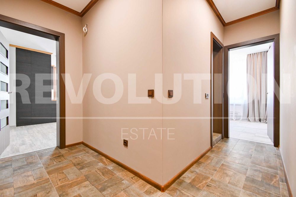 Продава се Тристаен апартамент в София, Витоша - 137 кв.м за 2592 €/кв.м - Снимка #8