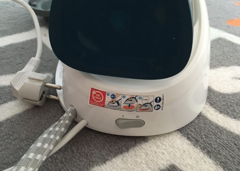 Statie fier de calcat cu aburi Philips GC6722 Fastcare compact