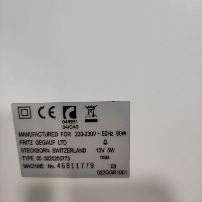 Mașina de cusut Bernette by Bernina Elvetia