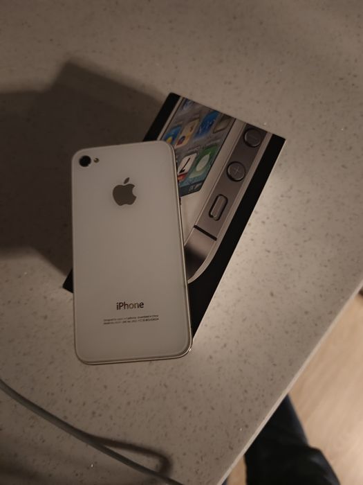 Iphone 4 (айфон 4)
