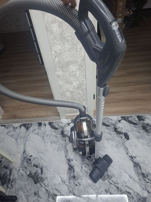 Продам срочно Пылесос