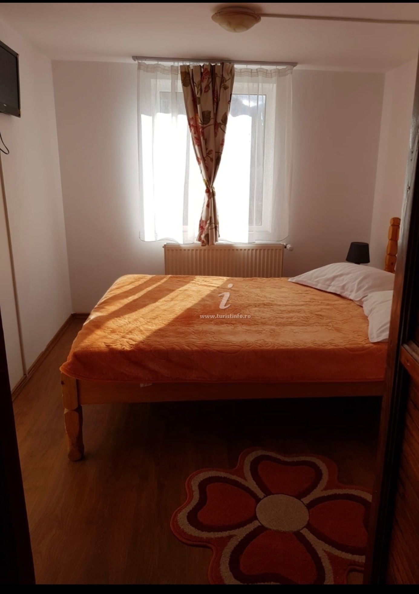 Casa de vacanta Bran. Schimb cu apartament in Bucuresti sau Constanta