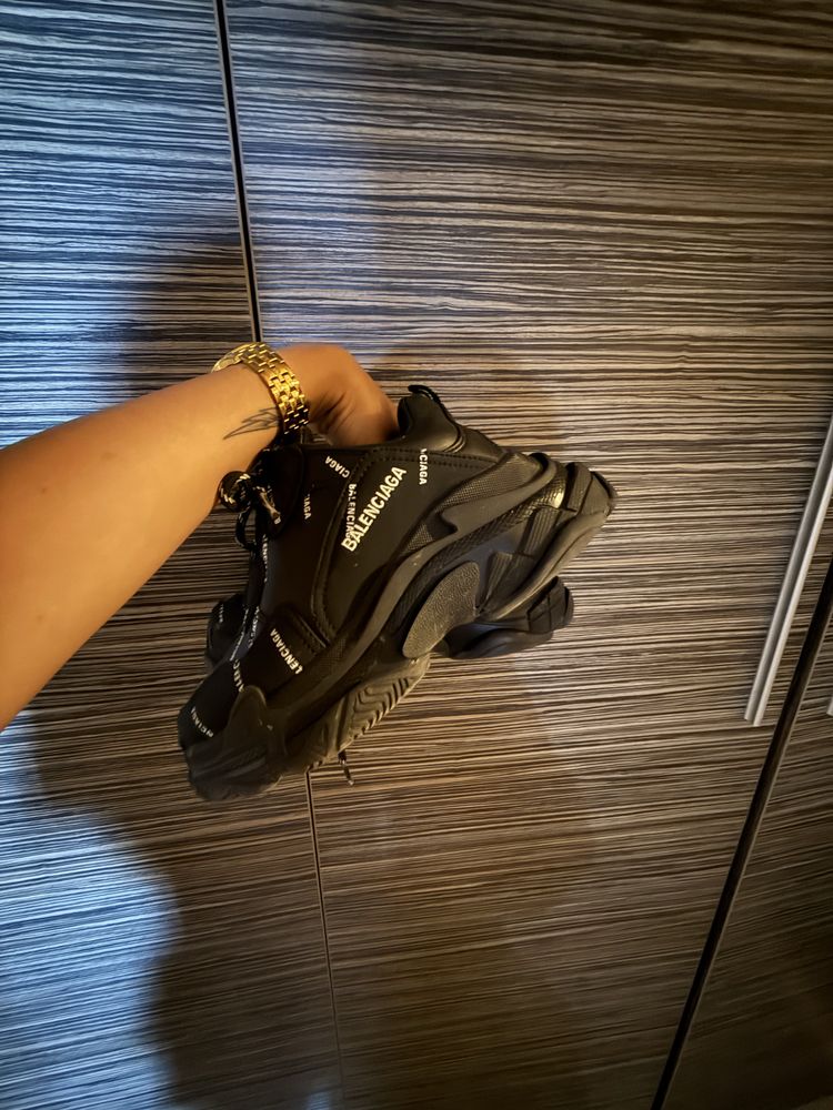 Оригинални обувки Balenciaga