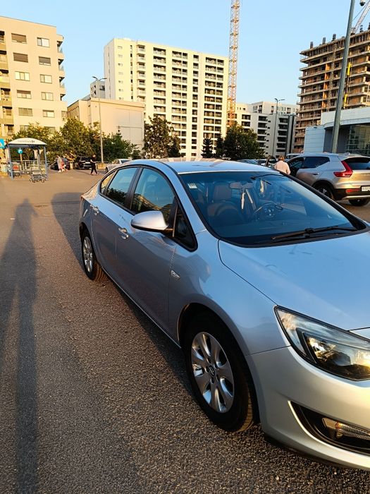 Opel Astra J Enjoy 1.6 CDTI