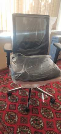 Сетчатая кресло офисное