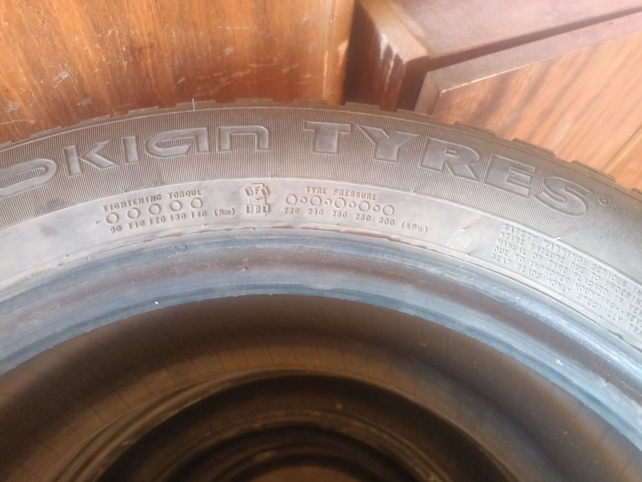 Продам зимние шины