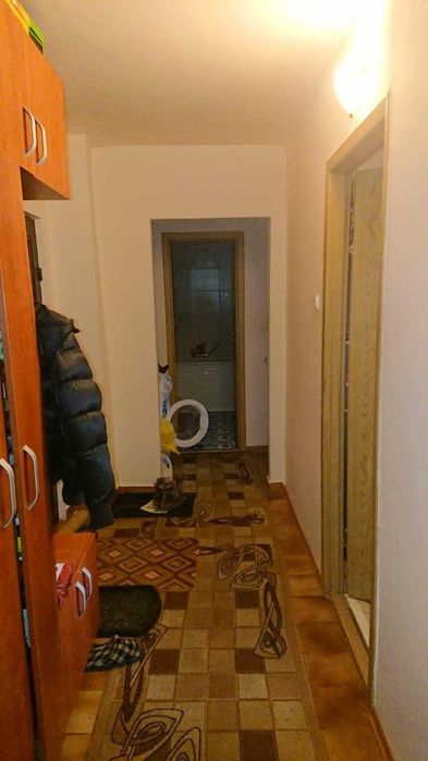 Apartament doua camere, spațios, decomandat