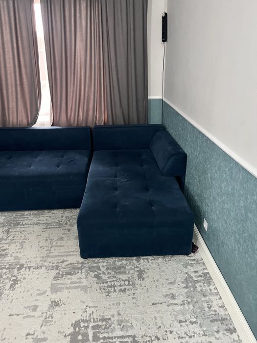 Продам диван в хорошем состоянии.