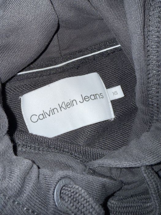 Суйтшърт Calvin Klain