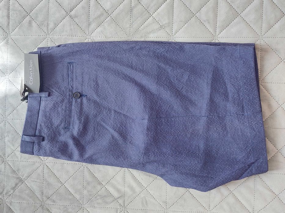 Pantaloni scurți Calvin Klein _ Mărimea 52