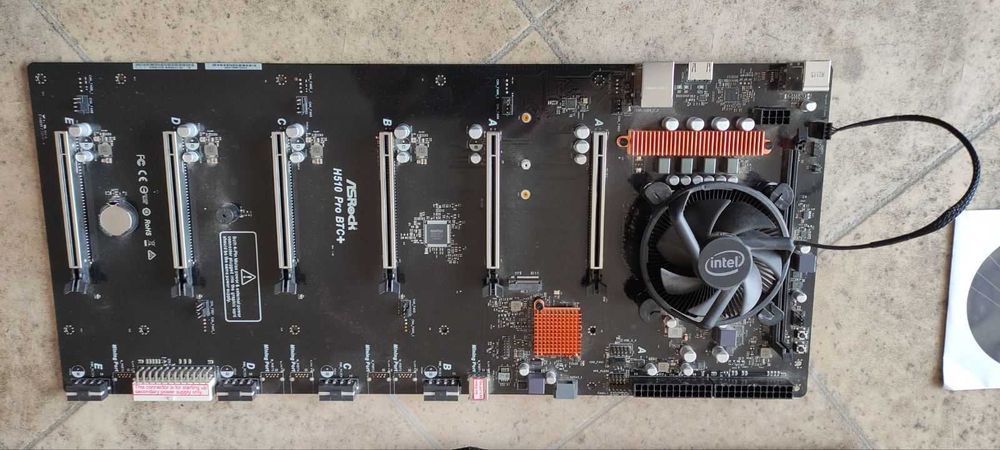 Дънна платка ASRock H510 Pro BTC+ и процесор Intel® Core™ i3-10105