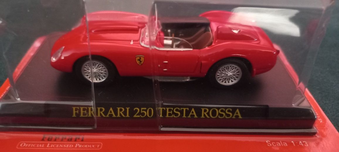 Ferrari  scara 1:43